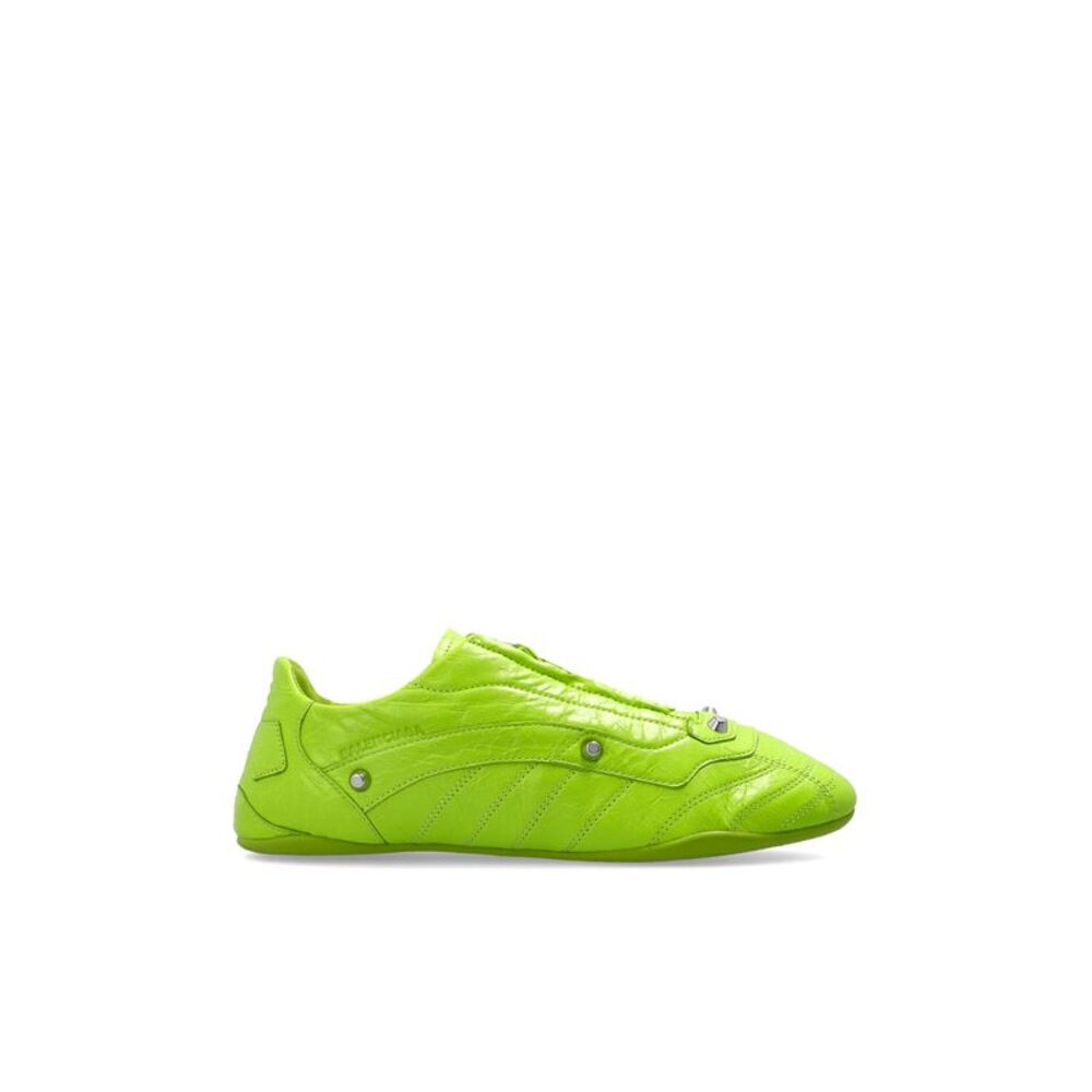 ‘City’ sports shoes